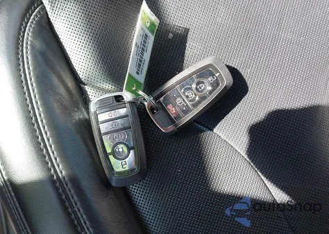 2020 Lincoln Nautilus Reserve из США, поврежденный, VIN 2LMPJ8K97LBL35555